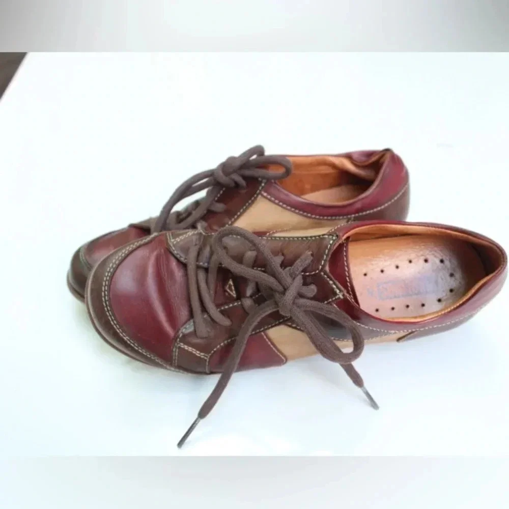 Pikolinos leather sneakers